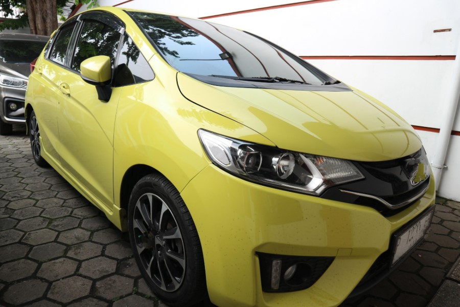 Kapasitas Oli Honda Jazz GK5: Panduan Lengkap Untuk Juragan